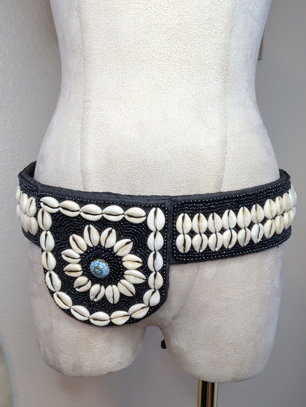 Vintage Boho Tribal Cowrie Shell Belt Pack - Cross Body Purse Glass Beaded MCM